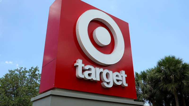 PeakHobby's tweet photo. Target store managers and employees just got told by corporate that they cannot break seals or open Trading Card packages under any circumstances, as they are vendor-owned inventory, to reduce legal risk

Another scalper win? Or the right thing to do? https://t.co/6KSpnjusfQ