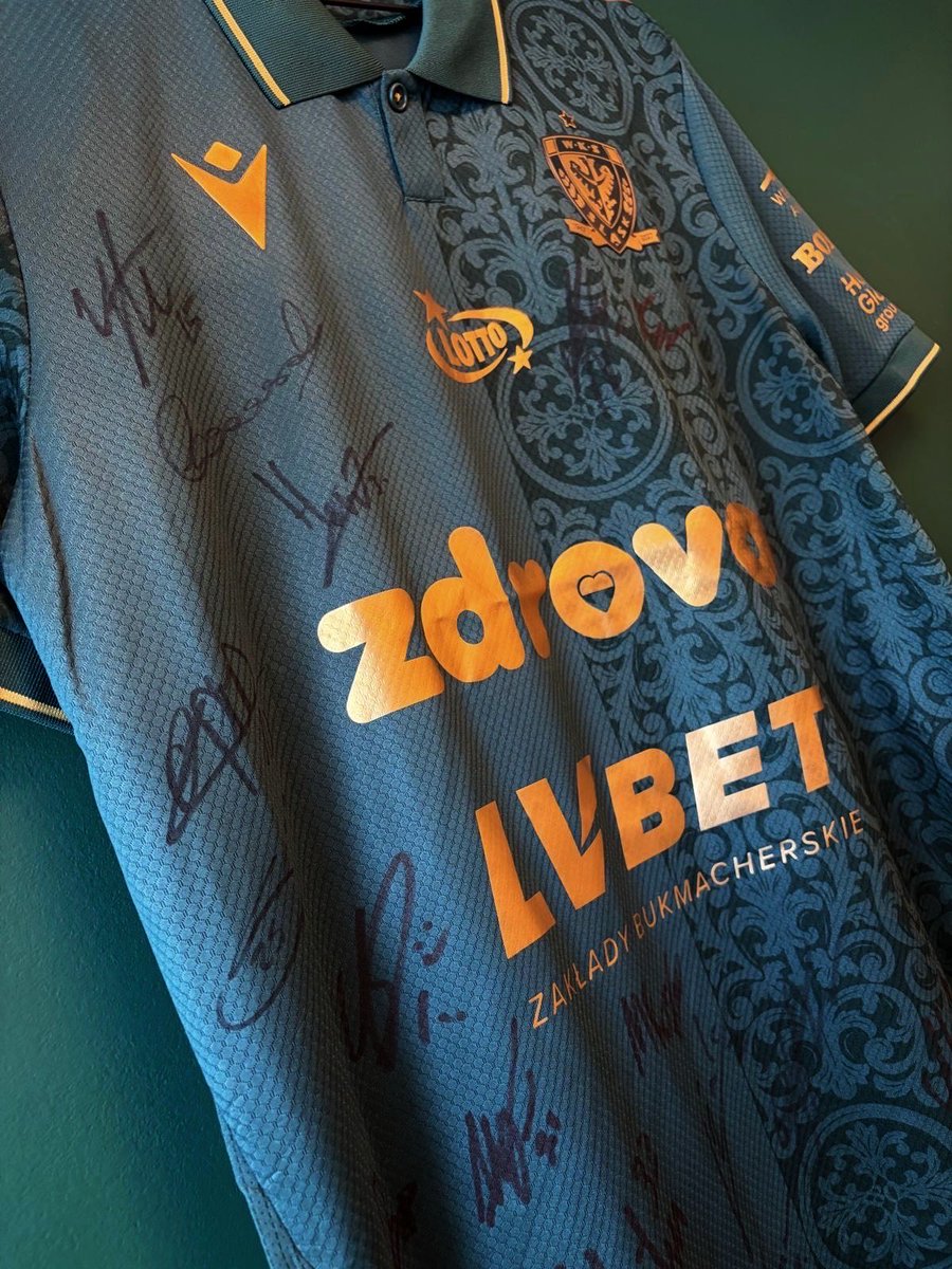 licytacjewlochu's tweet photo. 📣Licytacja charytatywna Doriana ❤️ nr 30‼️

🚨Koszulka Śląsk Wrocław 26/27 z autografami zawodników‼️

Rozmiar - M

Cena wywoławcza - 100zł

Licytacja w komentarzach🫡

Termin do końca dnia  17.08.2026📅
Najwyższa kwota w komentarzu wygrywa 🤝
Proszę RT‼️ https://t.co/WVoGo5YQYA
