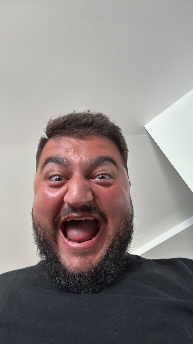 Fakemonstre's tweet photo. Selem c’est les impôts 🤣🤣🤣🤣🤣🤣🤣🤣🤣🤣🤣🤣😂😂😂😂 https://t.co/ah2oR3DlYD