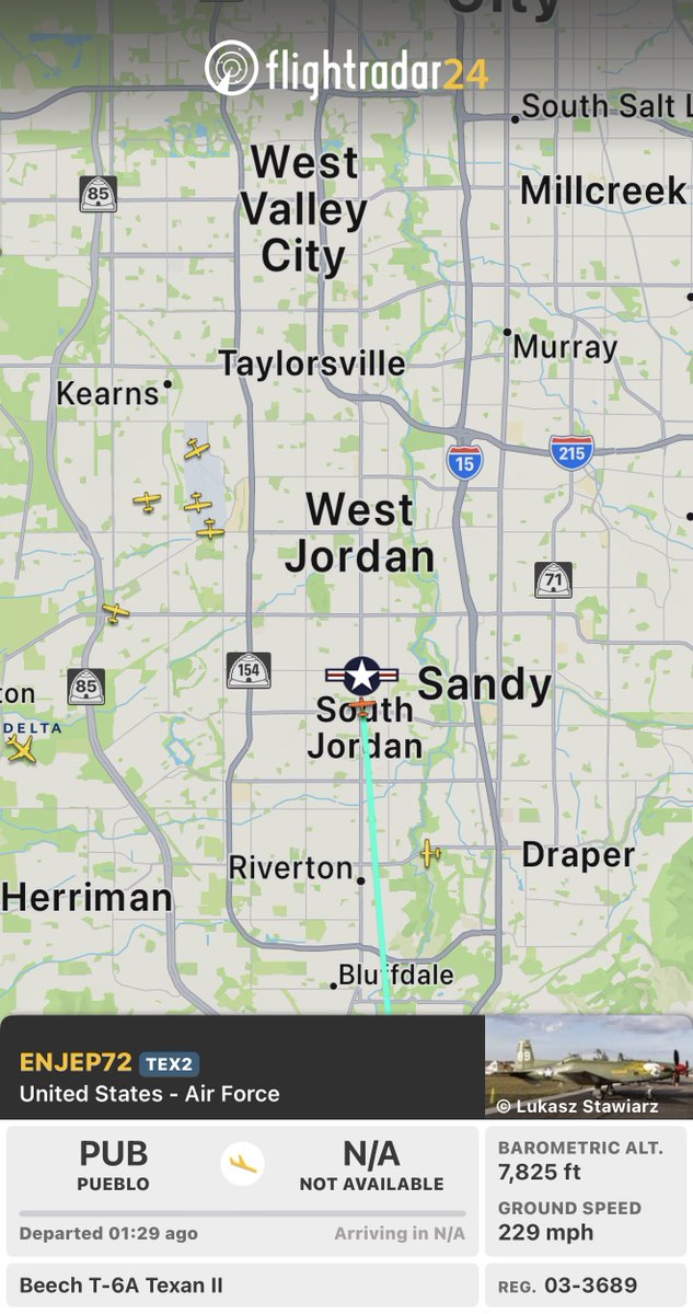 SLCScanner's tweet photo. Air Force T-6A Texan II just over South Jordan
Callsign ENJEP72 (TEX2)
Beech T-6A Texan II
Reg: 03-3689
Altitude: 7,825 ft
Speed: 229 mph
Out of Pueblo, currently tracking NB through the SL valley.
#Aviation #UtahSky #MilitaryAviation #T6A #Flightradar24 https://t.co/WSVHz2o8g2