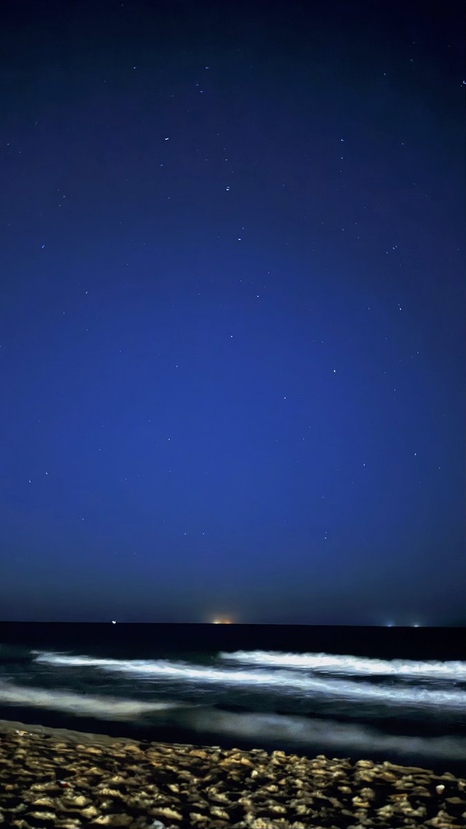 _tasneemrabah's tweet photo. stardust kind of night https://t.co/LyPCuWpgv1
