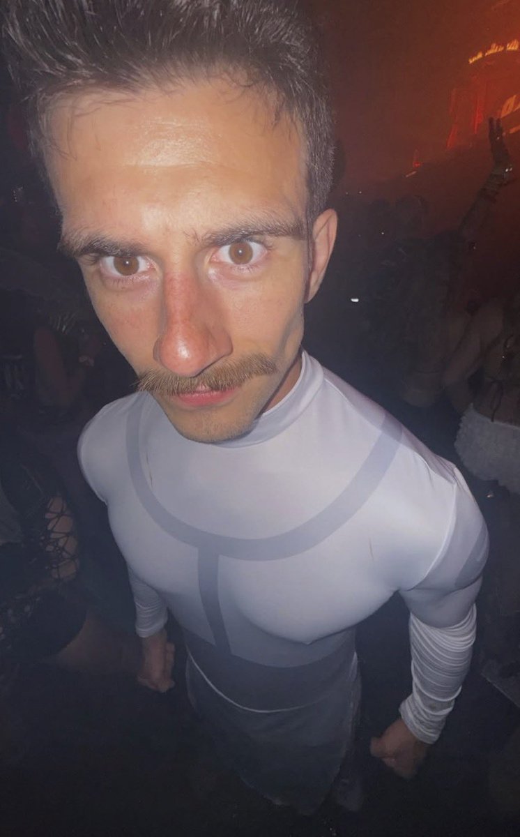AdeptGooner's tweet photo. Keith face porn https://t.co/Z8Bh606rqV