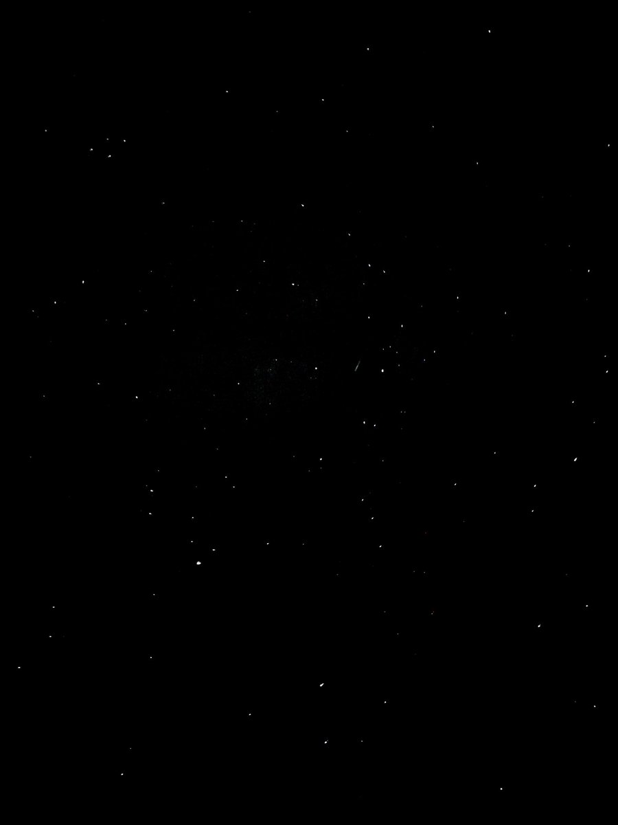 leilakellyyy's tweet photo. my phone camera is terrible i’m so close to buying a telescope https://t.co/rZEnw9g7yI