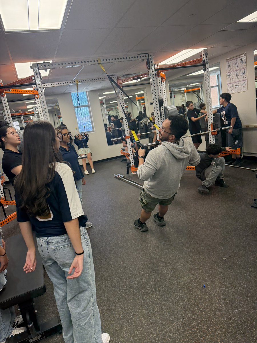 MTovias_RMS's tweet photo. 💪 Coach Shadrick isn’t just telling them—he’s showing them! 🔥 Modeling alongside his Rebels during Weights & Conditioning because EVERY class matters💙🧡🏋️ #FORtheValley https://t.co/ydj86IylCT