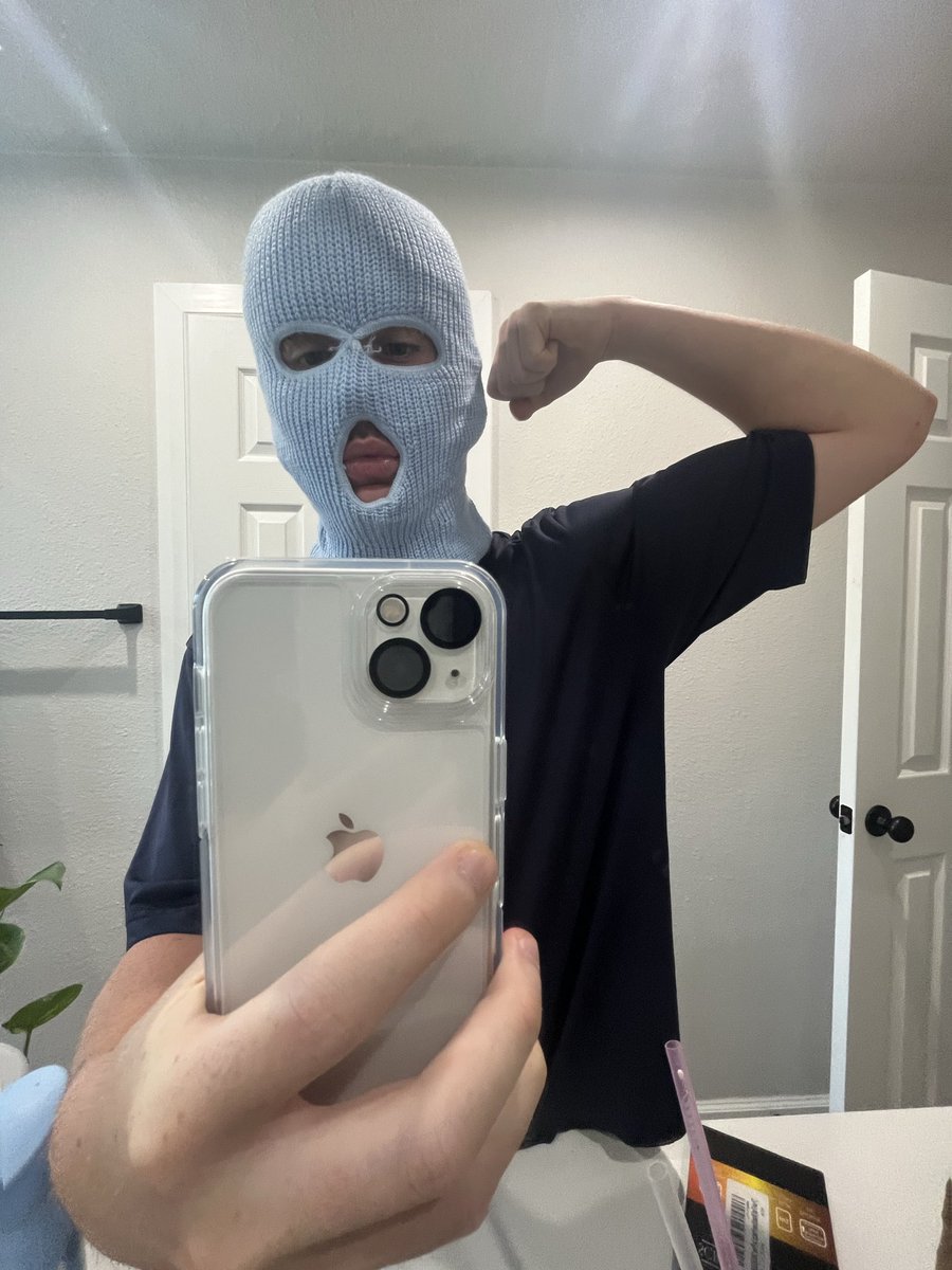 Boywspl's tweet photo. Rt if u would put ur face in it no homo https://t.co/vbYeBSZgOP