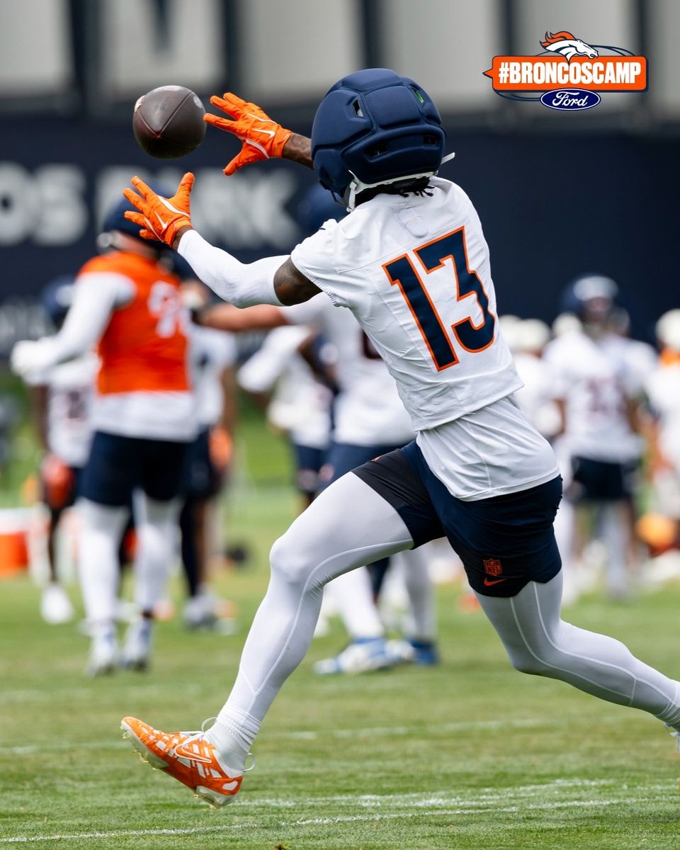 Broncos's tweet photo. Work week ✅

Next up: #DENvsATL https://t.co/TVPYkrFOqc