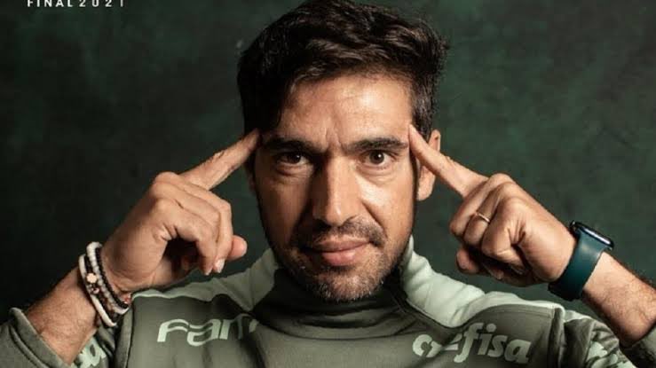 Oledobrasil's tweet photo. Olha, ninguém vai conseguir me convencer que Abel Ferreira é um grande treinador.

Digo mais: eu acho que é o técnico mais superestimado das últimas décadas no Brasil.

Tenho a impressão de que a cada 10 jogos, o Palmeiras joga uns 8 mal.

Ou tô exagerando? 

📸 Conmebol Divulgação
