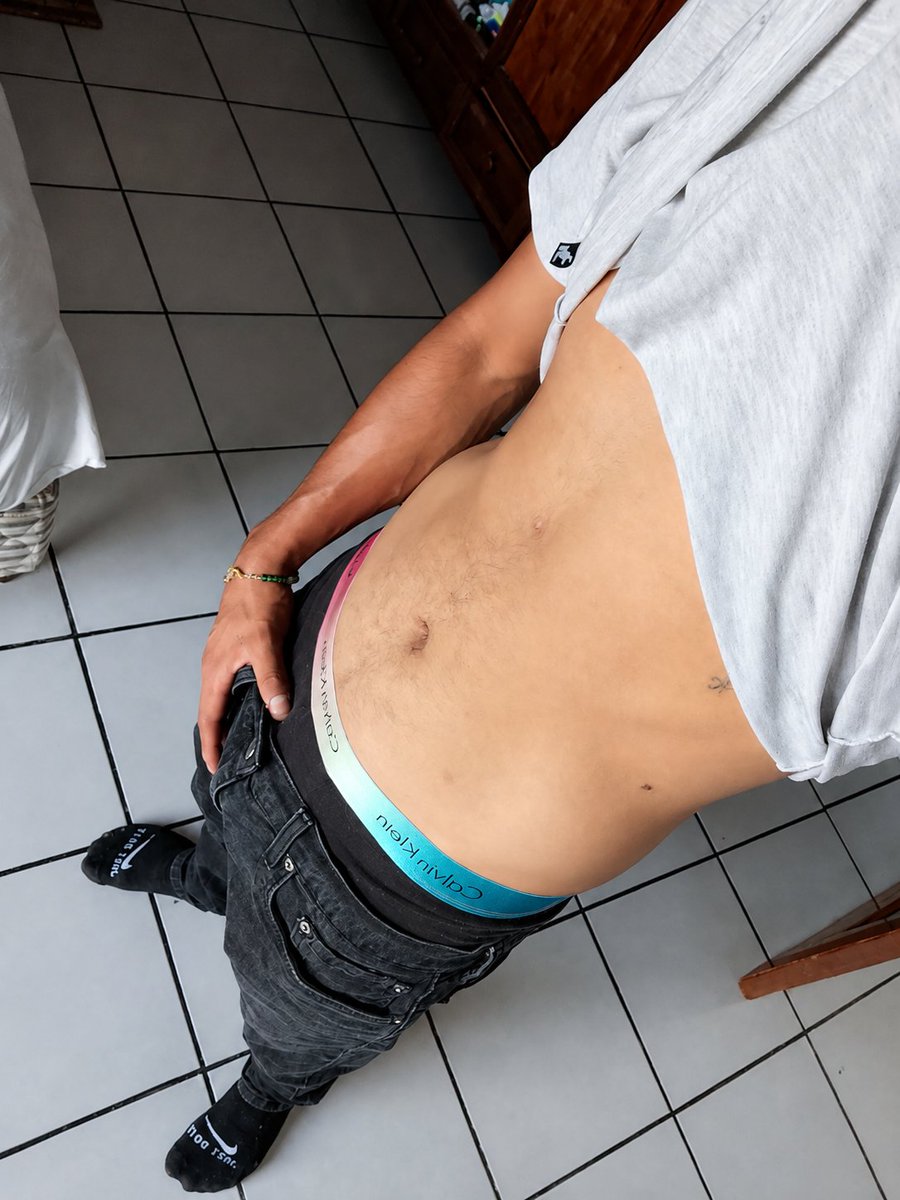 ARIYJONY's tweet photo. Somos pareja de 20 y 22 
Buscamos alguna pareja de nuestra mis edad 
Somos de Morelos 
Que tenga lugar 
Para jugar algo en parejas 
Hacemos intercambio de fotos y videos
Manden mensaje para conocernos https://t.co/2oyJblKzNR