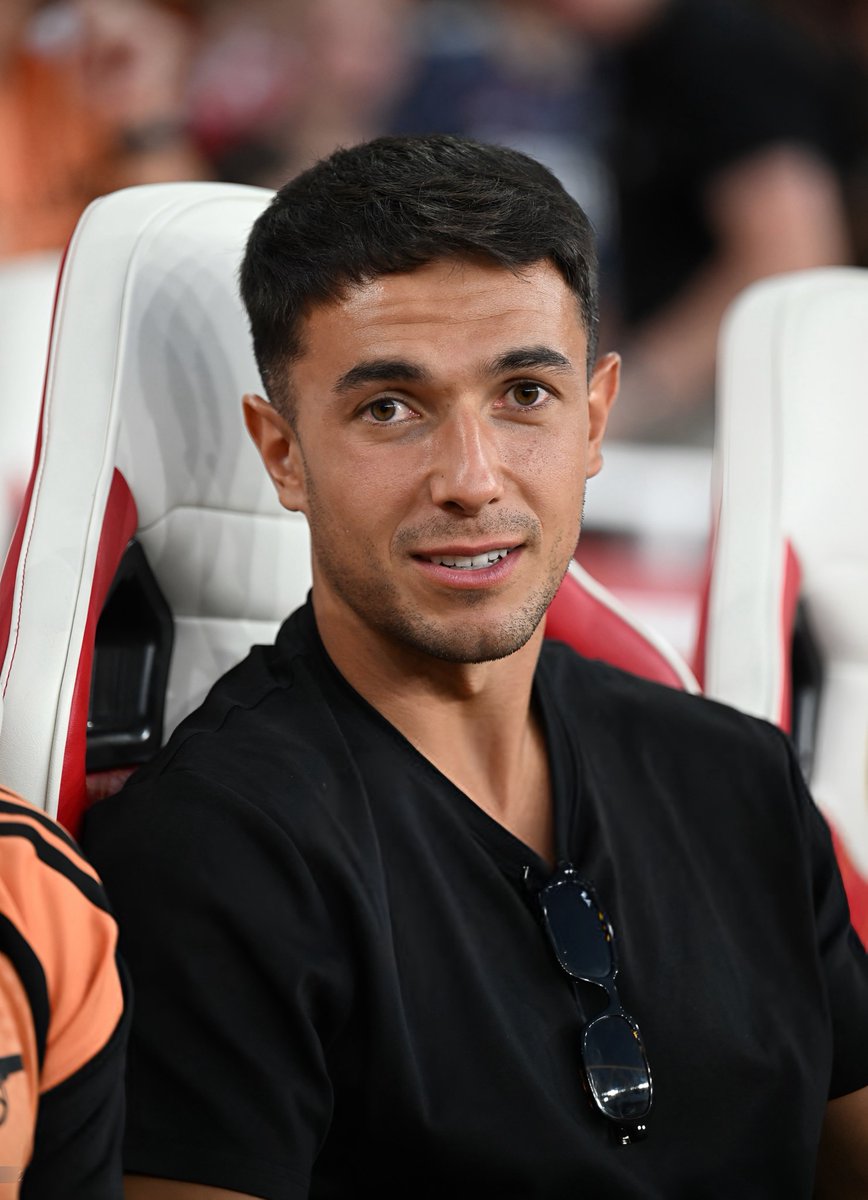 W33ie's tweet photo. Martín Zubimendi #AFC https://t.co/ohmDELycx2