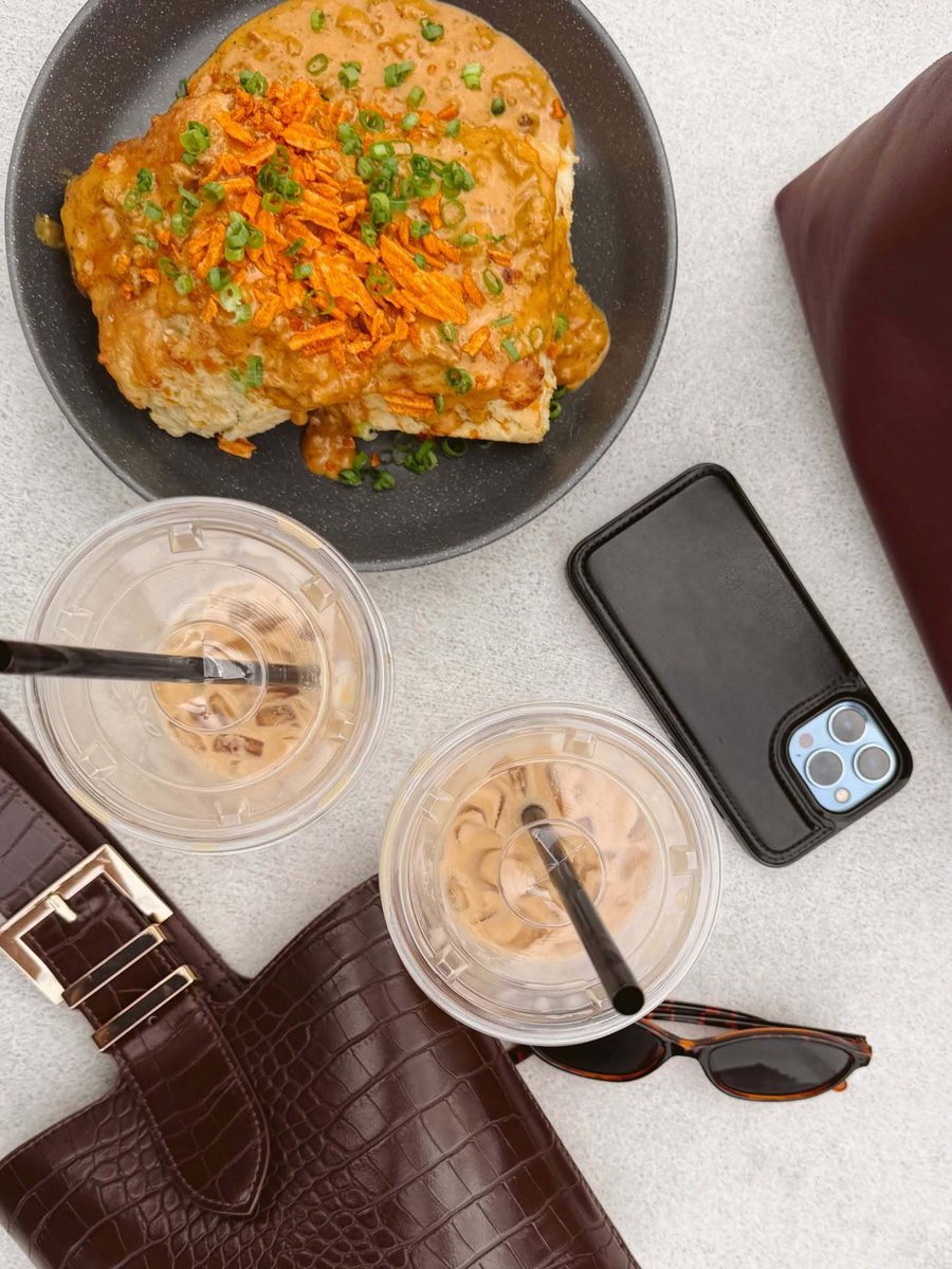GiftAMeal's tweet photo. Featured: @honeybeesbg 🐝💛
Don't force your guests to download another app just to engage with your brand. @swipe_savvy’s GiftAMeal works entirely through a quick, web-based QR scan. Seamless, lightning-fast impact for everyone: https://t.co/VyuSY9ZApR 

#GiftAMeal #SwipeSavvy https://t.co/MBV1xHQE0B