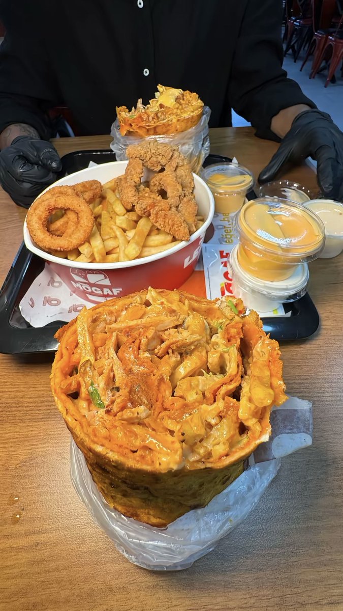 busrrp's tweet photo. @s4bretooth 12-1 sulari insanin cani bi sundan ceker ama https://t.co/vkEfTX7svo