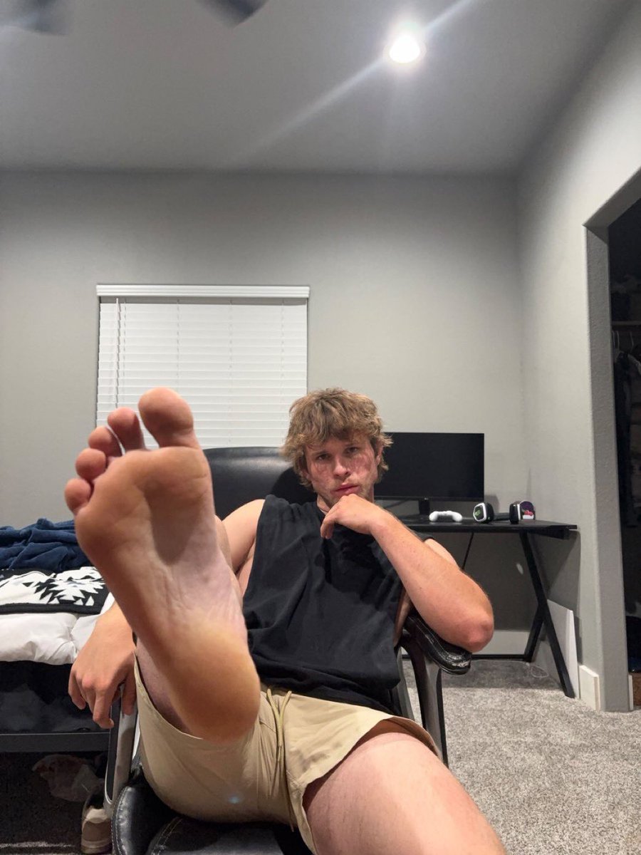 masteraaron321 tweet picture