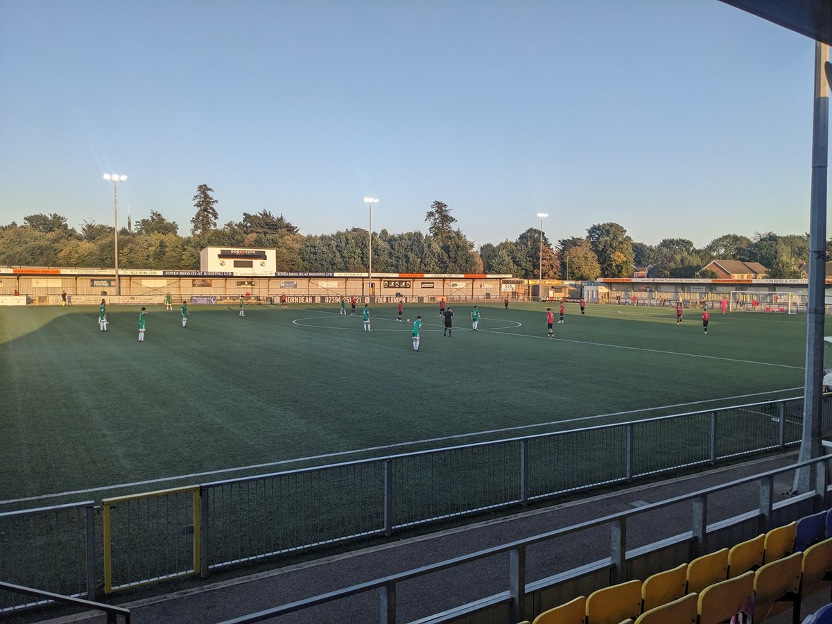 Saint_Chez's tweet photo. Creeksiders playing their first home game Havant &amp; Waterloovile. 2-0 so far against Hythe &amp; Dibden https://t.co/qtPBQ0ChmG