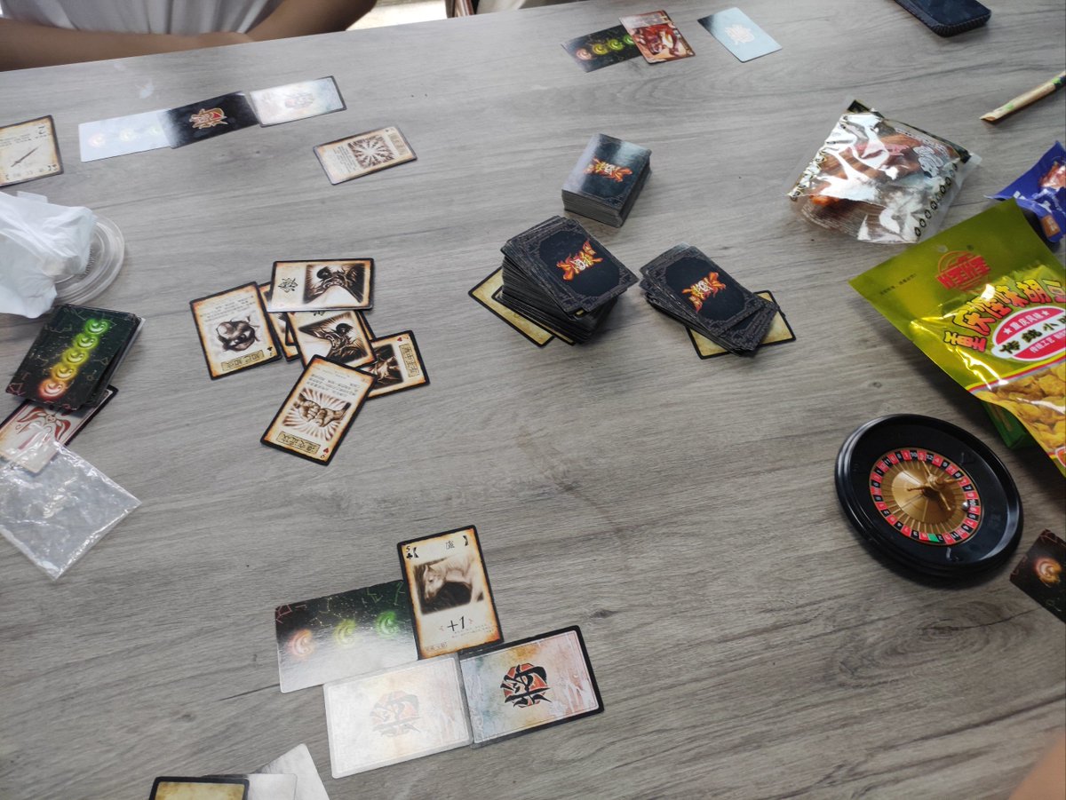 Brian153646's tweet photo. Just finished a mind-blowing murder mystery script! Navigating clues with squad, laughing and gasping nonstop—best weekend vibe! ♂ #ScriptGamingNight https://t.co/BmQ14sZEVn