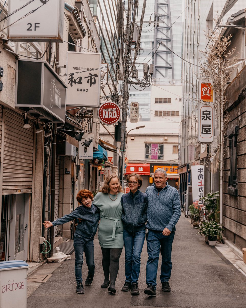 kilaparnell's tweet photo. Just a short walk and a few great photos.
Perfect for families visiting Tokyo.
Reach out to plan your session.

.

.

.

.
#tokyofamily #tokyophotographer #familyphototokyo #tokyophotoshoot #tokyoportraits https://t.co/Eie66TfEry