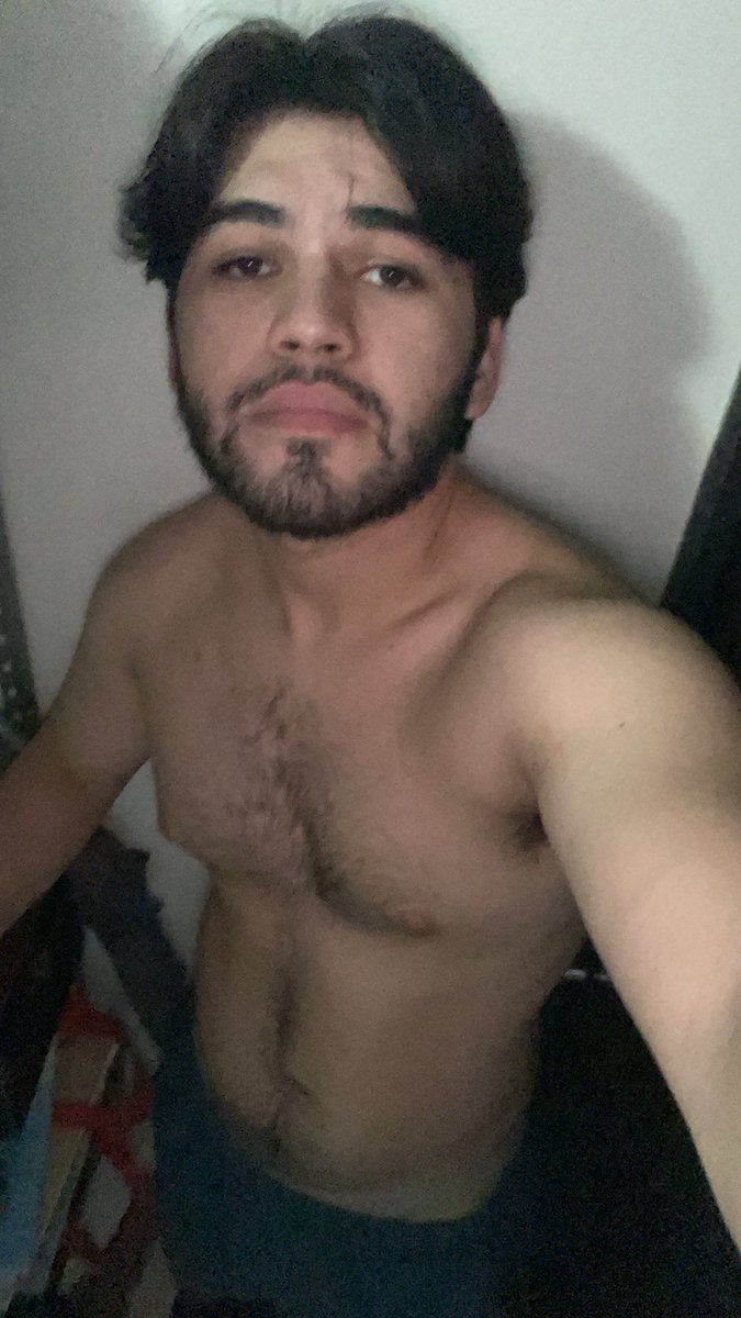 sorcererv1's tweet photo. Me sentí hot y ps las subí jajjajaj https://t.co/sxvAhhr8ew