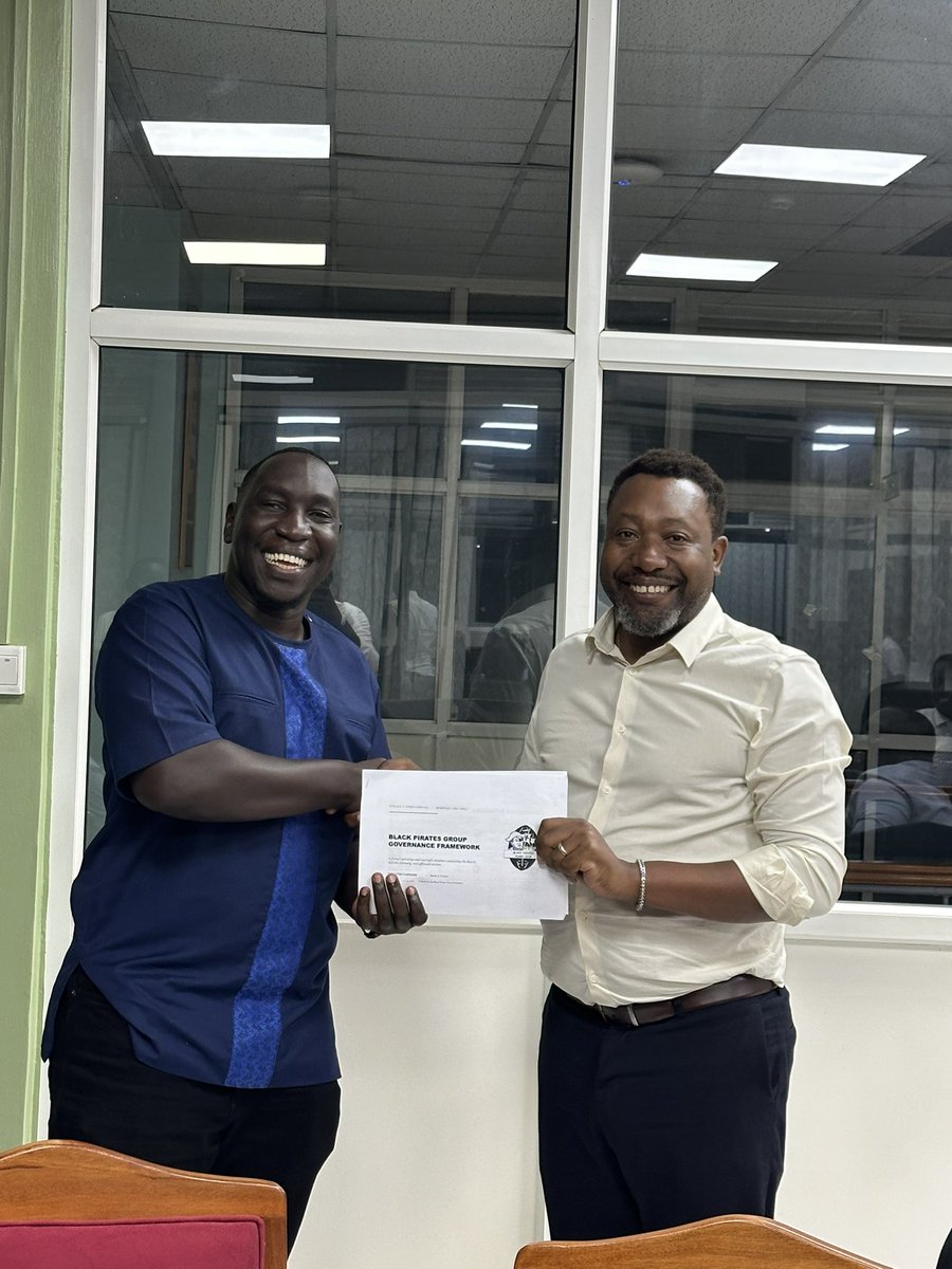 piratesrugbyUG's tweet photo. Ahoy Pirates.

Chairman Daniel Canowira ⏭️ Chairman James Byaruhanga.

COME ON YOU PIRATES 🏴‍☠️ 

#StanbicPirates ll #RokeWithPirates ll #VisitKPA ll #PiratesStrong https://t.co/h0GaT0FlAx