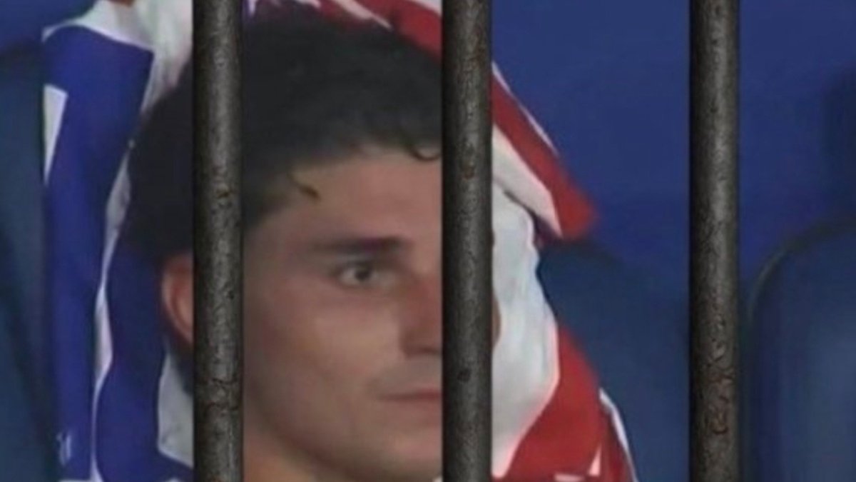 DanyflFl's tweet photo. Simeone se puso como objetivo destrozar a la Scalonetta 

De Paul: 🥀
Molina: 🥀
Almada: 🥀
Julián: ⛓️👮‍♂️🚔
El Cuti: ⏳ https://t.co/hlf7zbiwJd