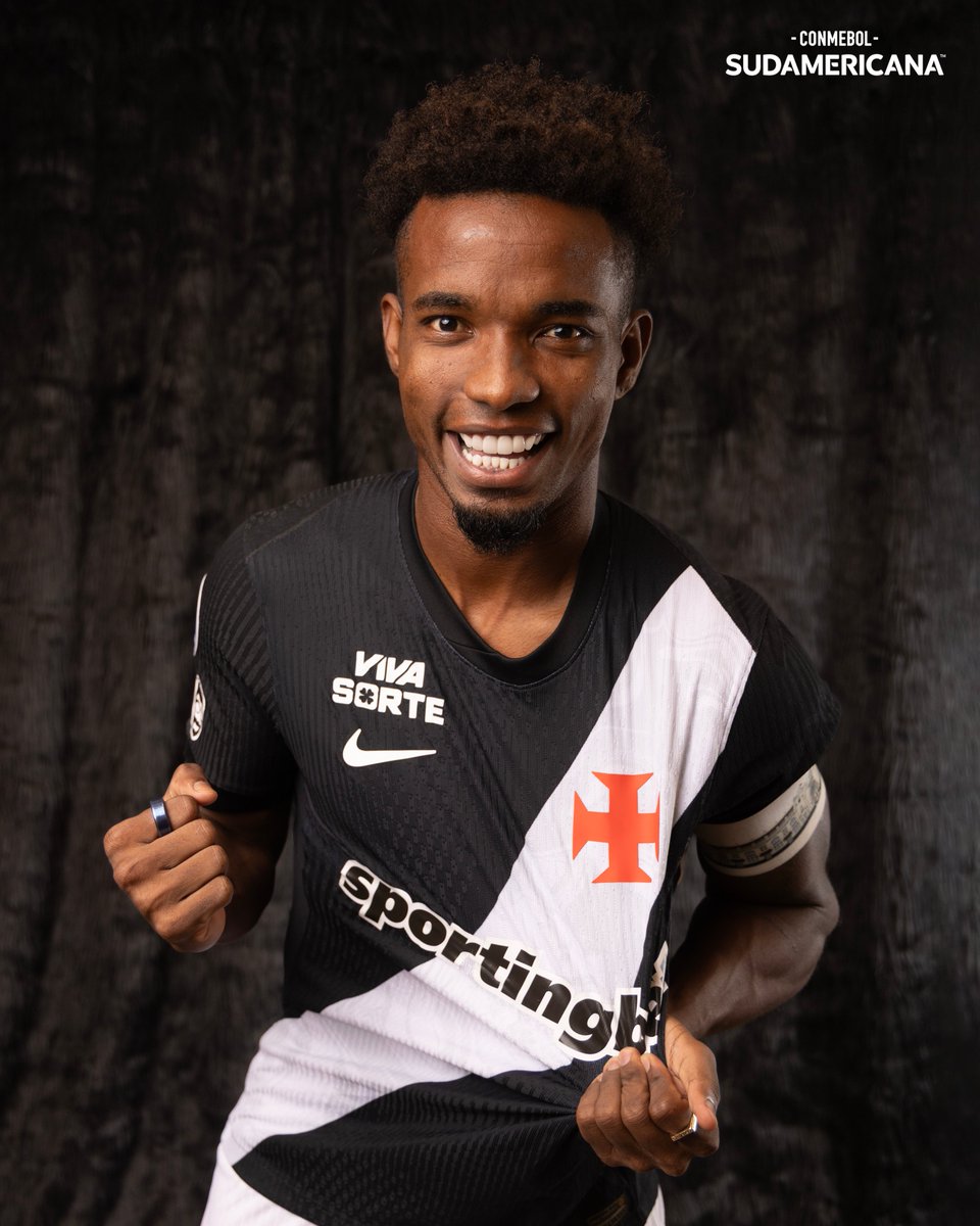 SudamericanaBR's tweet photo. ©️💢 Thiago Mendes conduz o @VascodaGama em busca da #GrandeConquista! https://t.co/h5aK6vAN6K