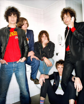 TheExtremeMusi1's tweet photo. Settle a bet for me.

The Killers or The Strokes

? https://t.co/2VO0e22V97