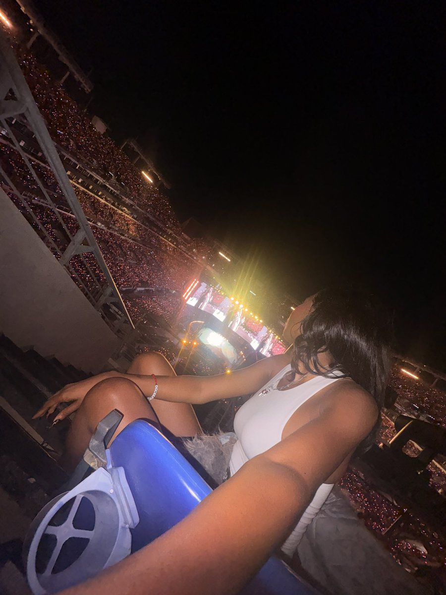 dei_ost's tweet photo. Baltimore Day 1-2🥹🥹
August 10/11 2026, you’ll always have a special place in my heart 💜 💜💜💜 https://t.co/mabyHzgc0w