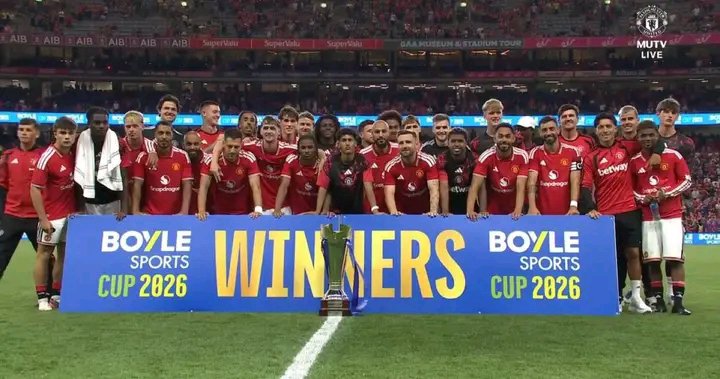 TheEmceeDotman's tweet photo. Trophies nah water 🌊 
2/6
It remains 
Premier League 
Champions League 
FA cup 
Carabao. https://t.co/GPDFcz1Gp7