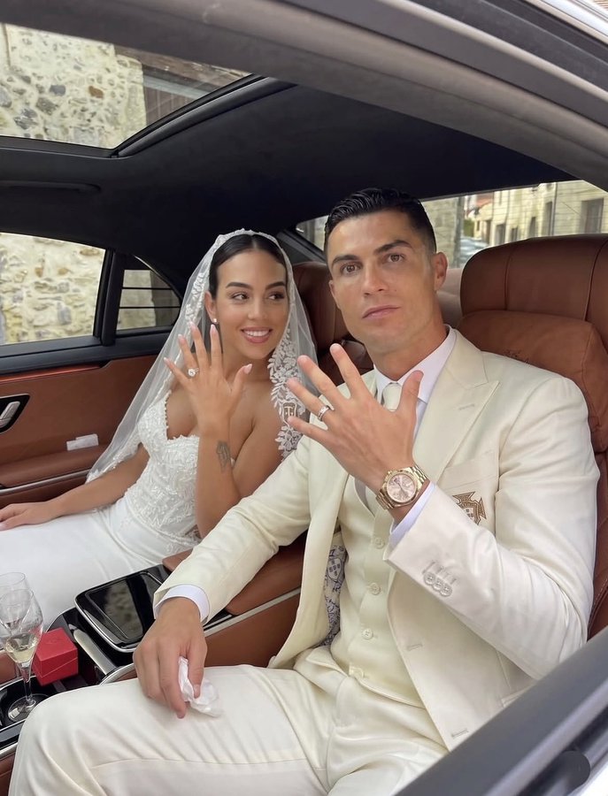EfeFahri52's tweet photo. Congrats to our GOAT 🐐❤️ https://t.co/Z1ssatl13y