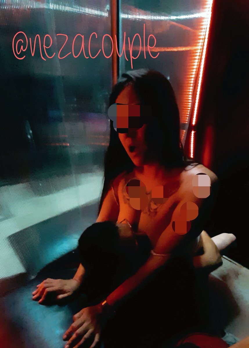 nezacouple's tweet photo. Un día cualquiera en @DarkroomCentro 🔥🔥🔥🤤🤤🤤👿👿👿🥵🥵🥒🥒🥦🥦🔥 quieren el vídeo???  Den Rt  yo solo de verlo y recordar me 💦💦💦💦 #MiercolesDeMorboYProvocación  #miercolesdeenseñarlasnalgas #supercogelona https://t.co/xh2xi2BhOr