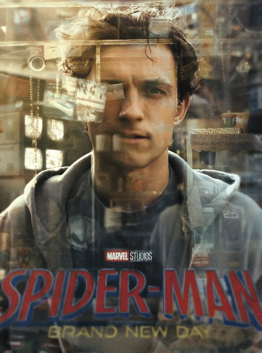 dayashlland's tweet photo. z/mj’s face in the reflection right next to tom/peter’s… pure cinema, thank you anthony 🙂‍↕️ https://t.co/mrXVR1P25G