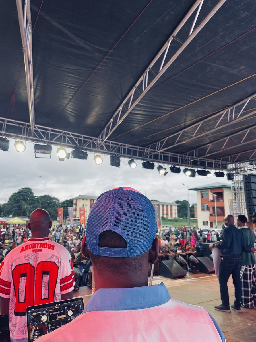 UniqueDjOni's tweet photo. SOUNDCITY CAMPUS TOUR 
📍UNIPORT PH 

@soundcityontour 
@SOUNDCITYtv https://t.co/NhqQNB9ZCs