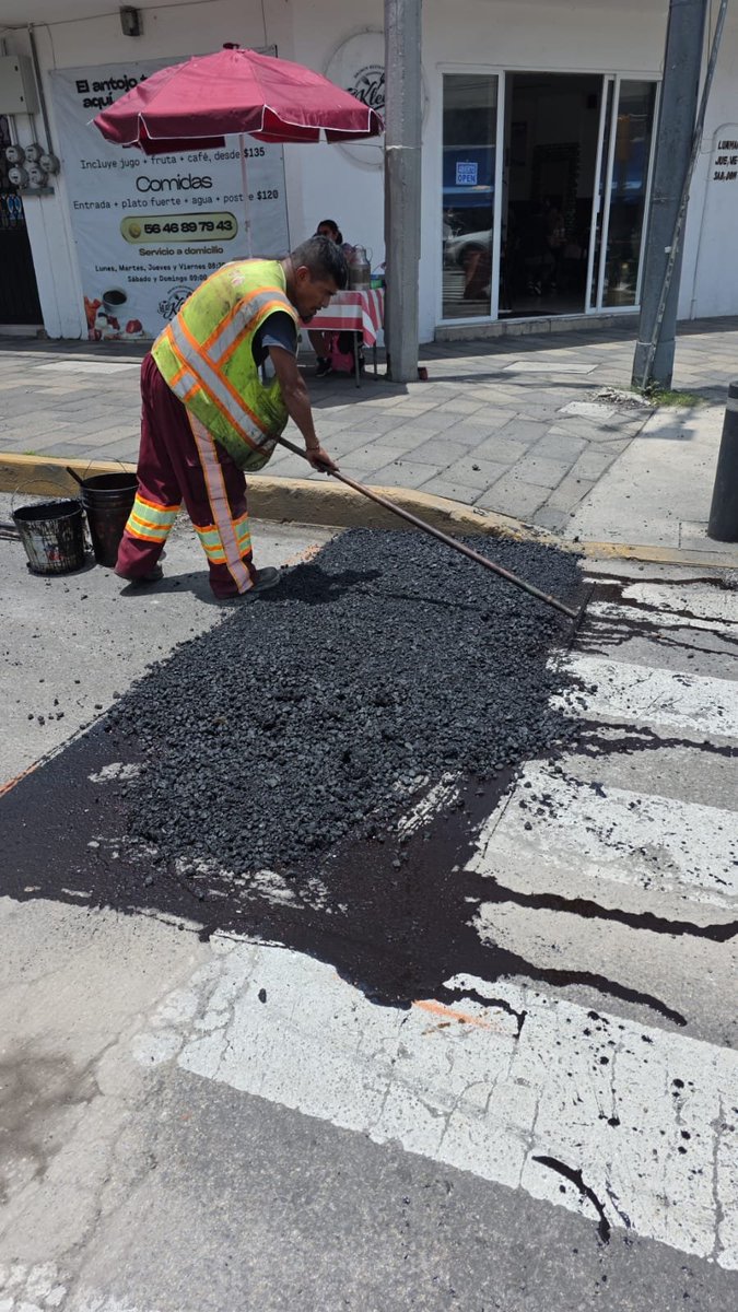 SOBSECDMX's tweet photo. @mombelen @Alcaldia_Coy @CI_CDMX @C5_CDMX @ClaraBrugadaM Buen día. Informamos que su reporte ya fue atendido por nuestra área operativa.
Compartimos testigo fotográfico de los trabajos realizados. Gracias por contribuir al mejoramiento de su comunidad.

@GobCDMX https://t.co/IwQHbZnazx