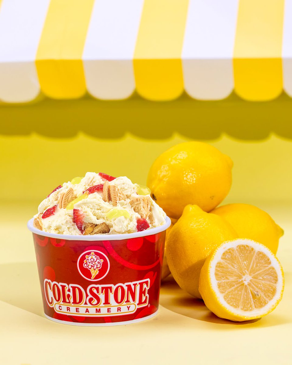 ernestsch_4vhp's tweet photo. This Creation™ tastes just like a walk to the neighborhood lemonade stand! 🍋☀️ Our Lemon Berry Batter Creation™ is made with Lemon Cake Batter™ Ice Cream, Lemon OREO® Cookies, Lemon Pie Filling and Strawberries.🍋🥧🍓🍦

OREO and the OREO Wafer Design ar... https://t.co/QdLY2Depem