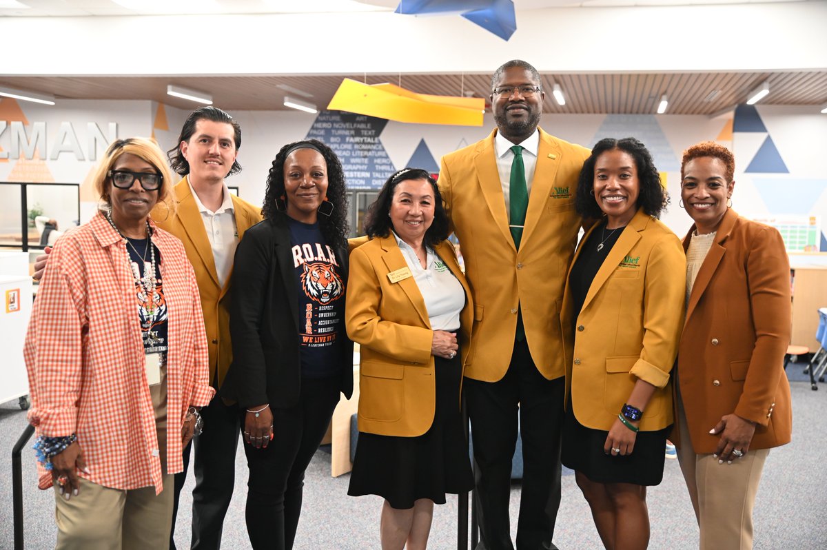 AliefISD's tweet photo. The first day keeps going! Continuing first-day campus visits, Superintendent Dr. Anthony Mays stopped by Alief Horn STEM Elementary School, CITGO Innovation Academy at Alief Olle Middle, and CITGO Innovation Academy at Alief Klentzman Intermediate to welcome students and staff back to school. We’re grateful for the educators, staff, students, and families who make our schools such a strong community! #WeAreAlief #YouBelongHere

For more First Day of School photos, please visit https://t.co/hB9x2WjtHo