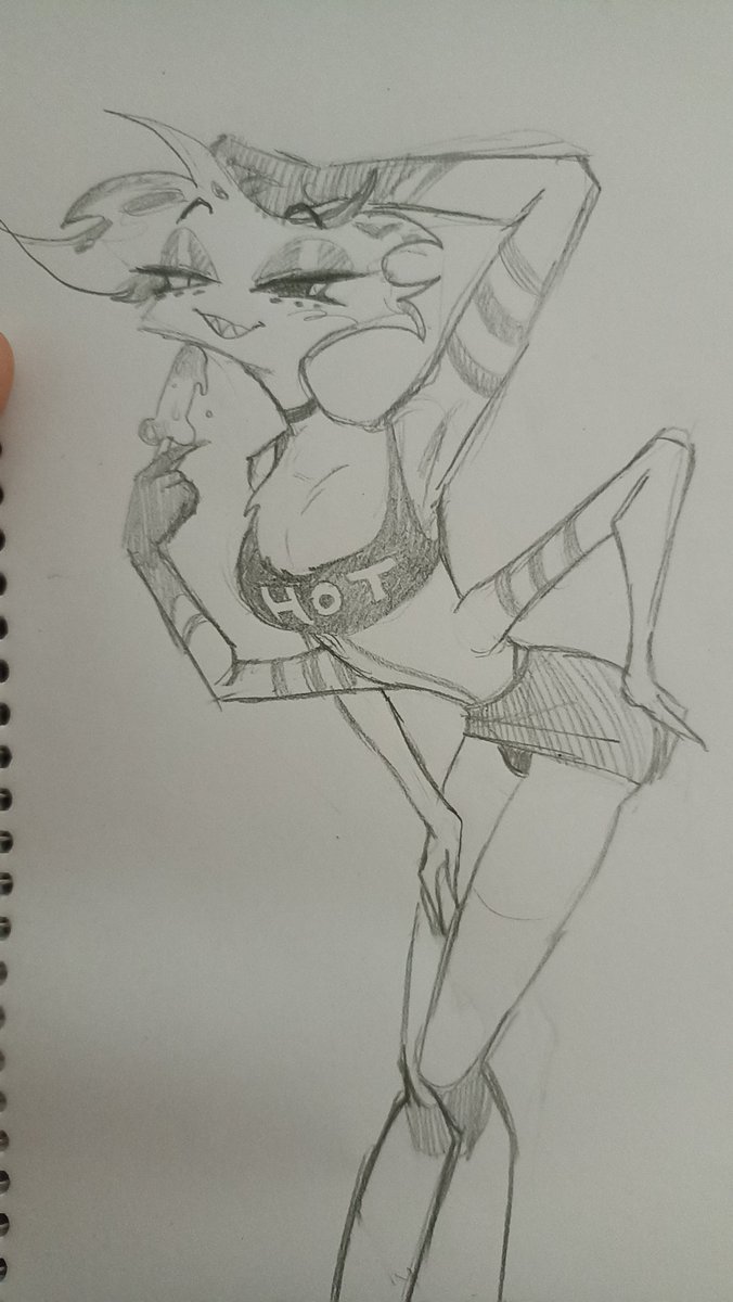 parrotpale1's tweet photo. #hazbin_hotel_fanart #AngelDust https://t.co/HytzUYcg3i
