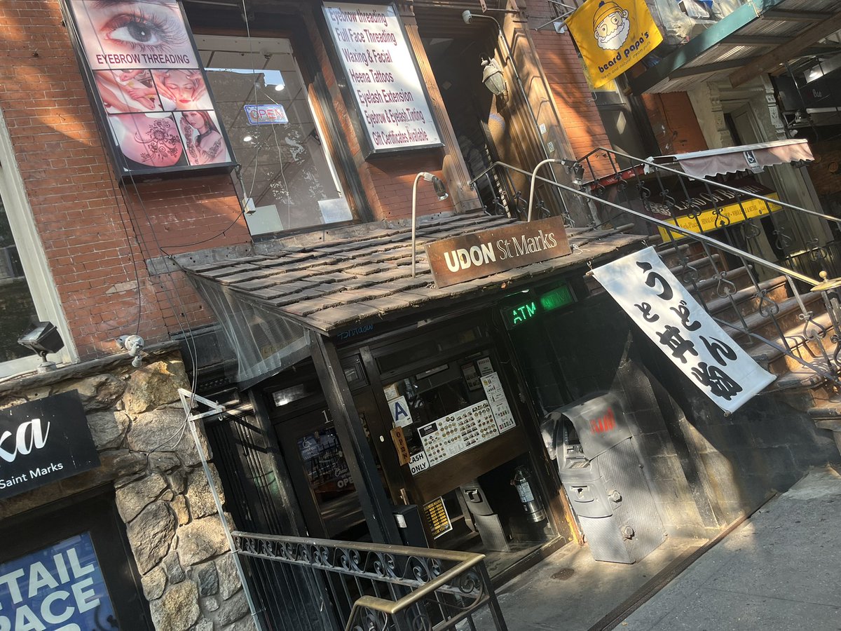 XyzStriker's tweet photo. Curry and udon : so needed

And really recommended this restaurant so much to anyone visiting NYC!! Cash only, but amazing food and friendly staff https://t.co/0MDwVphsbQ