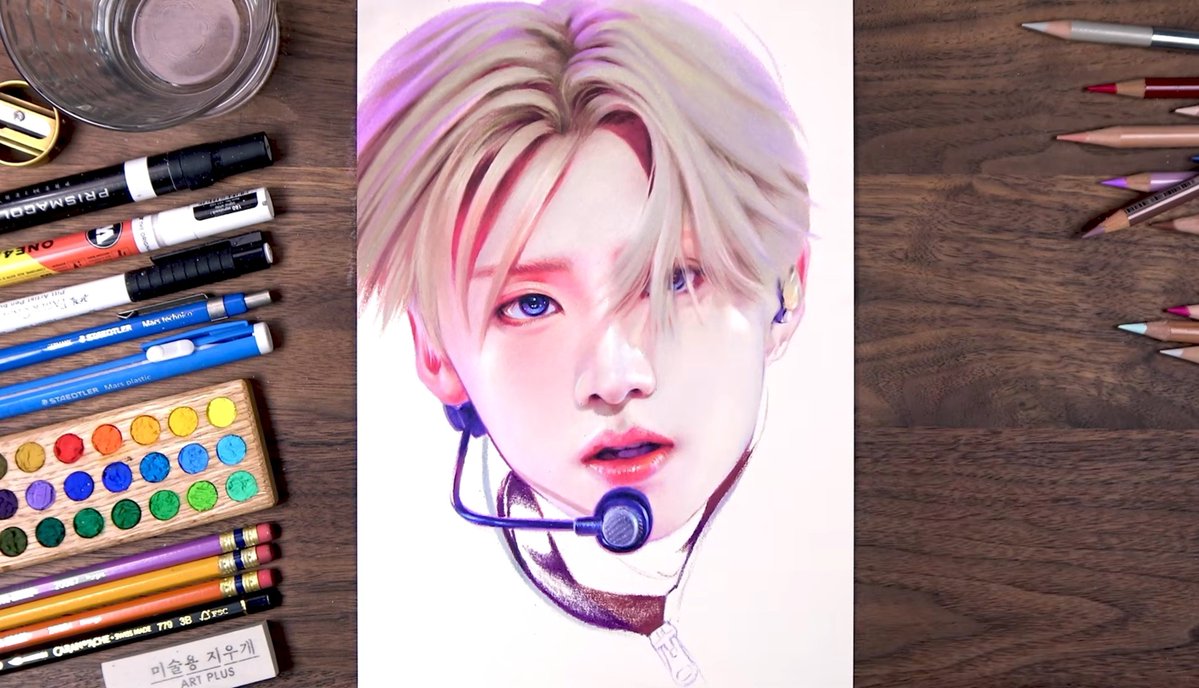 LoveAtHaem's tweet photo. < 색연필로 그린 상원이 🖍 > #SANGWON

@drawholic 님의 상원이 그림이 완성되었네요!
색연필만으로 이런 멋진 표현이 가능하다니 😳
그림 라이브방송도 두 번이나 해주셔서 더 좋았어요!

8분짜리 타임랩스예요, 예쁜 댓글 달러 가요~❤︎
🔗https://t.co/JU3iJlY1q9 https://t.co/ZR1L5ys4UX