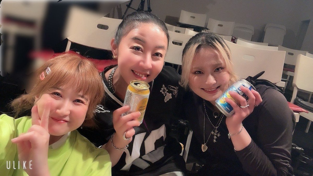 kurikuri1026's tweet photo. #即興週間 
始まりました！
本当に即興は刹那…🥹

全く同じことは絶対に存在しない
「波」みたいなものです！

初日から初参加組が頑張ってくれました✨

本日は
16時
19時半
配信あり🎦

ぜひぜひ皆様にお会いできるの楽しみにしています！ https://t.co/OIgnaZTsFU