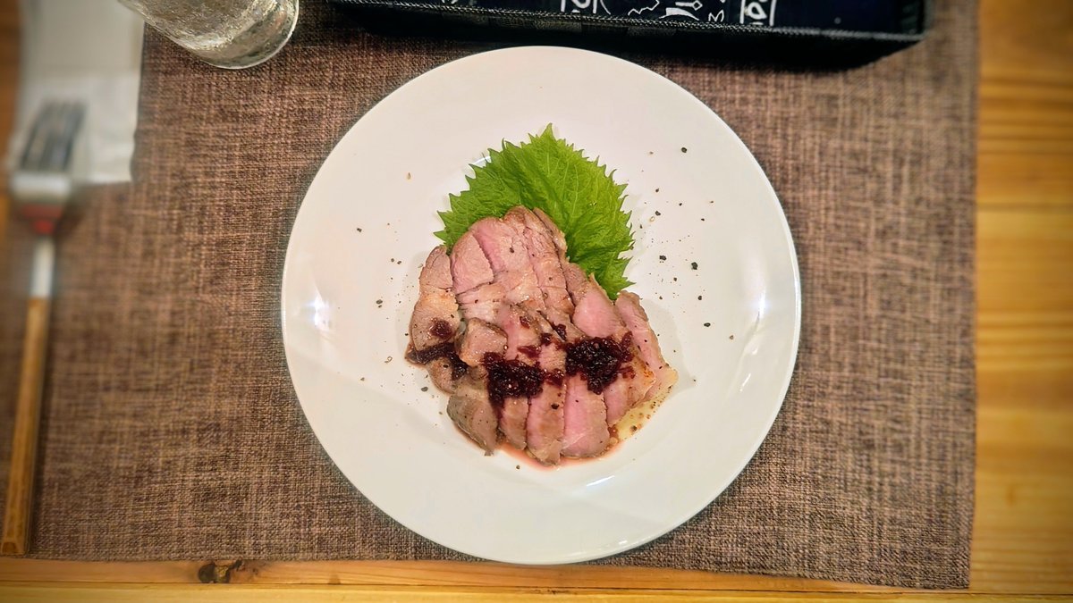 mrchilodren's tweet photo. 東京都 杉並区 高円寺北２丁目
『kitchen &amp; BAR Animare【ｱﾆﾏｰﾚ】』

◎ 本日のオススメ
🐷 低温調理した豚肉のロースト
＊玉葱ソース
㊙️ ひみつのまかない
＊麻辣サンドウィッチ

詳細はInstagram
https://t.co/3KK4Eg5k1A

#高円寺グルメ #animare #アニマーレ
#ローストポーク #サンドイッチ https://t.co/55NDYOzCBx
