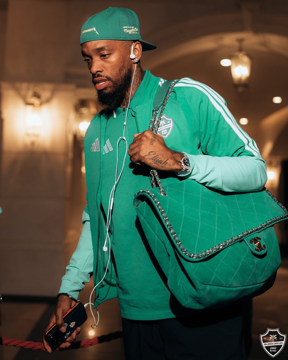 ScarfBoxStore's tweet photo. الواضح ان توني اخذ بوكس النخبة من #سكارف_بوكس 🧐💚

لا يفوتك! الكميات المتبقية محدودة جدًا! ⛔️💚

https://t.co/HrEdguV1Fv 🔗 https://t.co/WTgZsNH6BZ