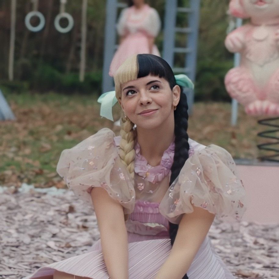 lbbhian's tweet photo. ‘Class Fight’ by Melanie Martinez has surpassed 222,222,222 streams on Spotify. 🤍 https://t.co/cUCDMXvqCd
