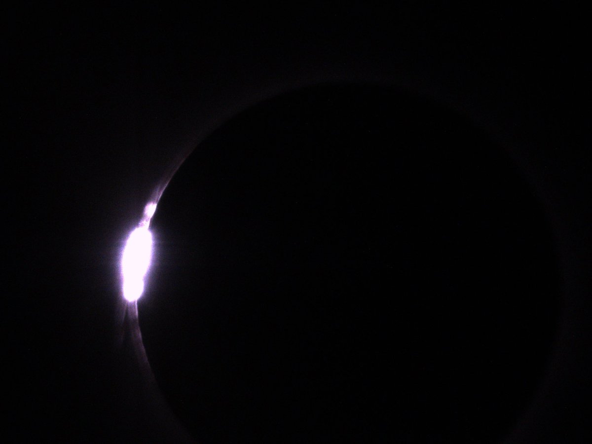 Ralph_Dressler's tweet photo. Into Totality in León Spain 🇪🇸 https://t.co/BhTiX2w8xF