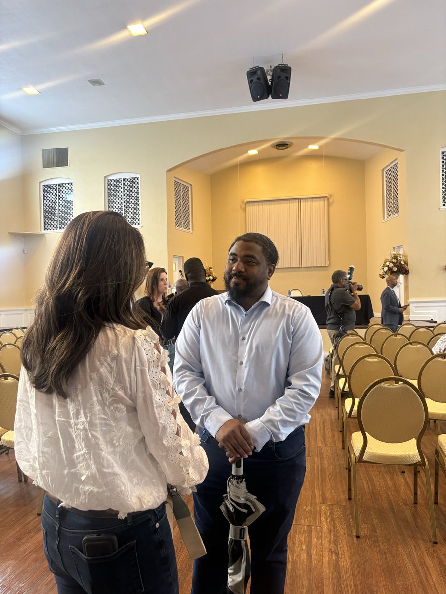 StephMurphyFL's tweet photo. I had a wonderful time at the Fireside Chat hosted by the brothers of Alpha Phi Alpha Fraternity, Incorporated. It was a pleasure to meet and have meaningful conversations about how we can continue to make Orange County an even better place to live.
 #murphyformayor https://t.co/neW0mUedYy