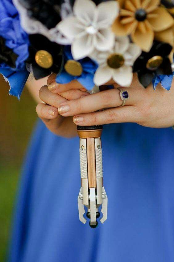 lengwrites's tweet photo. HAPPY ZADREAU (DOCTOR WHO) WEDDING DAY 🥰🥰 (08.13) 💙🤎 https://t.co/RextTRG2ju