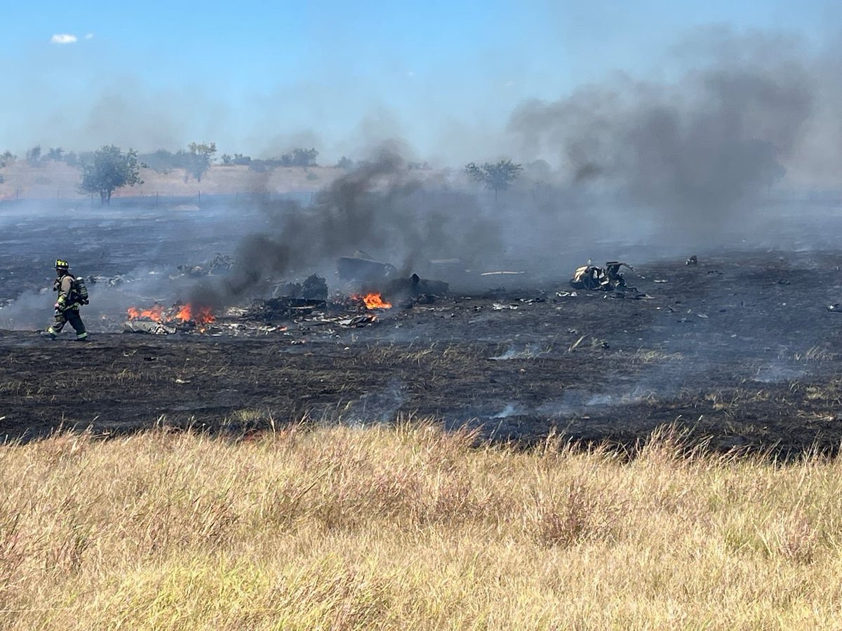 Archer83Able's tweet photo. The third major military aviation crash in three days.

🇺🇦 Ukrainian MiG-29 (August 10)

🇹🇷 Turkish F-16 (August 12)

🇺🇸 US AH-64 Apache (August 12) https://t.co/lETJByJns9
