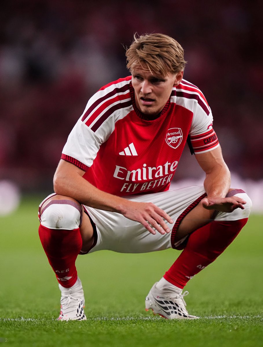 W33ie's tweet photo. Martin Ødegaard #AFC https://t.co/7jducxmws2