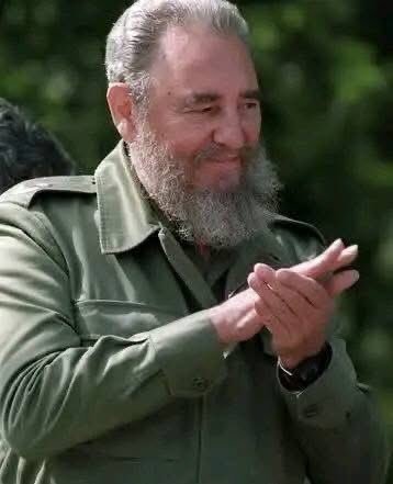 LluisVarona's tweet photo. Su pensamiento continúa iluminando el camino de quienes luchan por la dignidad humana, la soberanía de los pueblos y la justicia social.
#100AñosConFidel
#FidelPorSiempre
#ComercioCuba
#universalgranma 
#mzllounigranma https://t.co/43JwQL8hoY