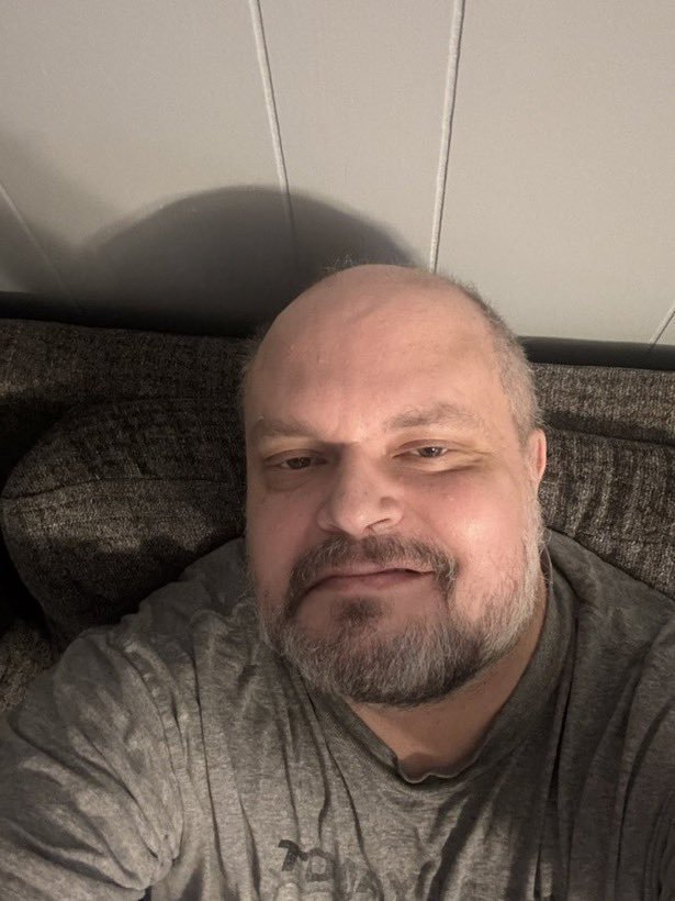 TimSpanning's tweet photo. I need a serious woman https://t.co/JpiwvuWIHM