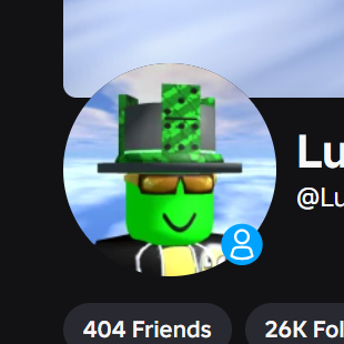 LukasThePickle's tweet photo. Roblox made Backgrounds show up on your Profile Picture and now I match my twitter PFP lol https://t.co/DskfdIWK9g