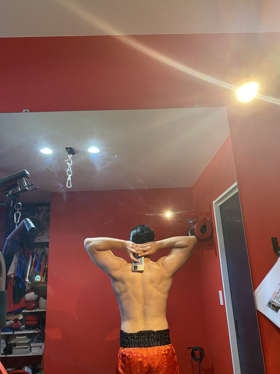cngnb658ver2's tweet photo. 続き　
#懸垂
#winning
#ウイニング
#boxingshorts
#ボクシングトランクス
#ホームジム
#ボディメイク
#筋トレ
#筋トレ好きと繋がりたい
#筋トレMEMO
#筋トレ垢さんと繋がりたい 
#筋トレ垢と繋がりたい https://t.co/KXpsdk2upj