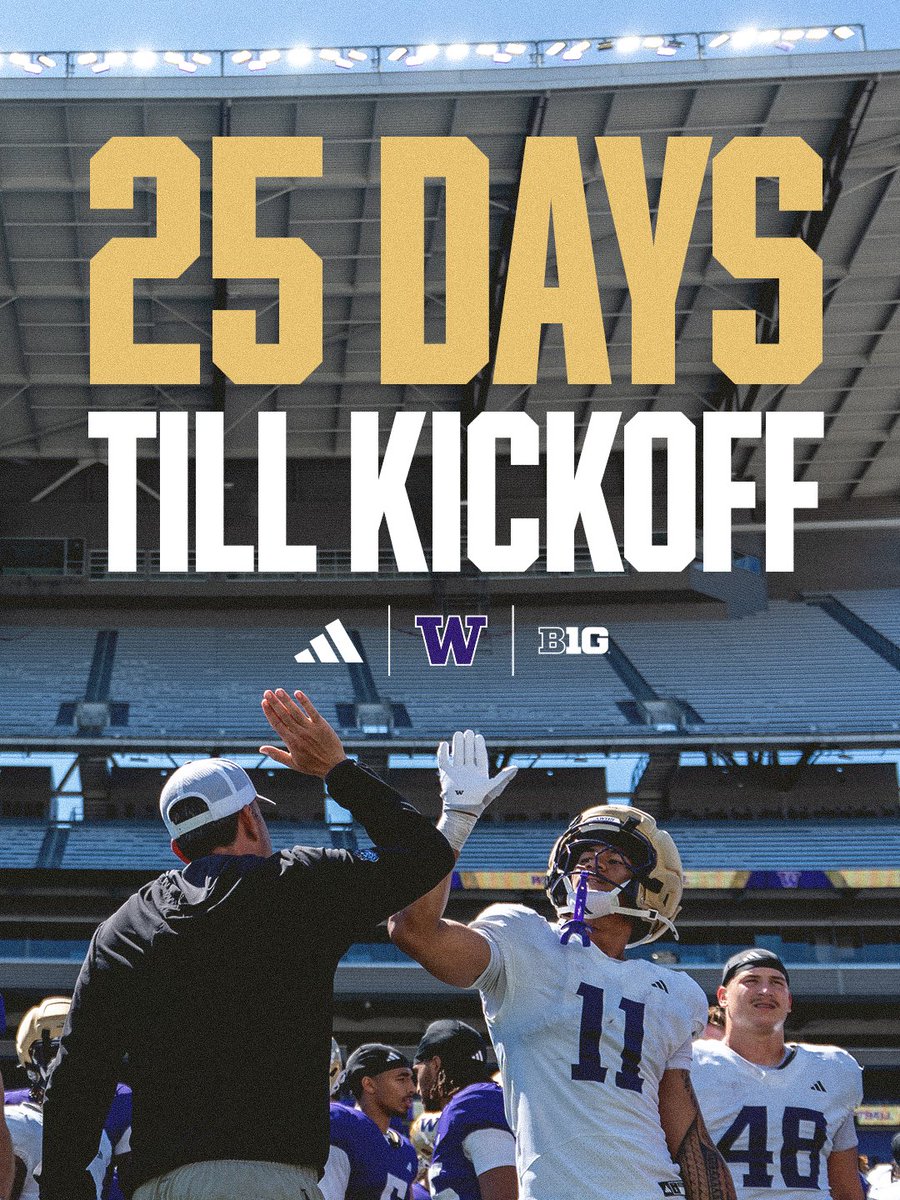 CoachArkelian's tweet photo. RT @UW_Football: Loud and proud on the water. 
Don't miss the action!➡️https://t.co/2F1JISQBmm https://t.co/YkpLJ3ZGXc